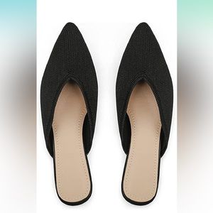 NWOT Women’s black flats